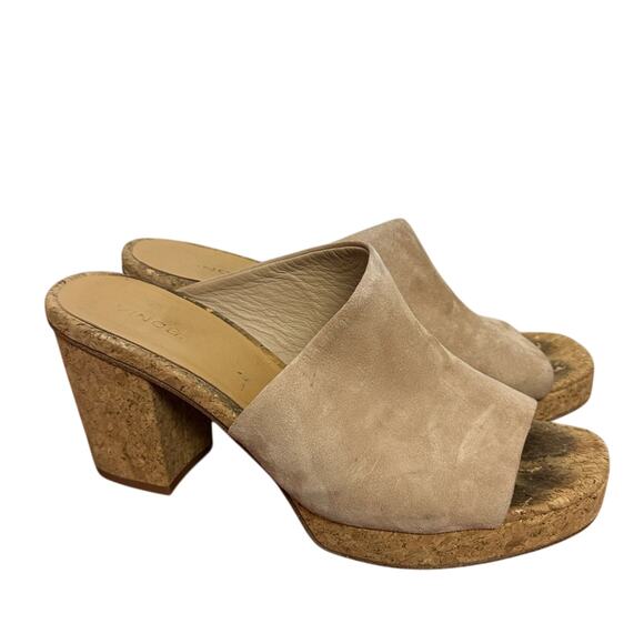 Vince Wyatt Platform Sandal Slides Cork Heel Size 11 Oatmeal Beige Suede Leather - Picture 1 of 13
